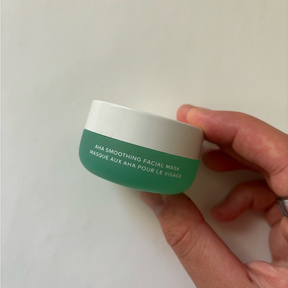 BeautyCounter Reflect Effect Set, AHA mask, Body Peel, and Exfoliating Polish - Picture 3 of 5